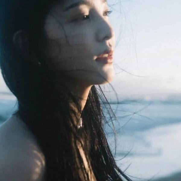 你好火焰蓝